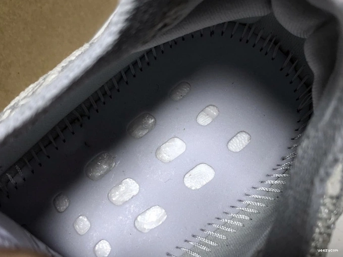 Alien 380 Boost Yeezy FV3260 Adidas 0715